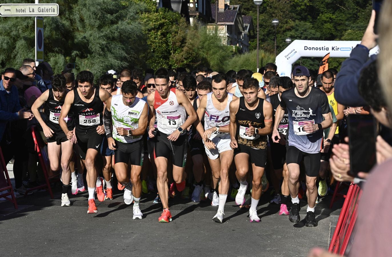 Sol y buen ambiente en el Cross 3 playas