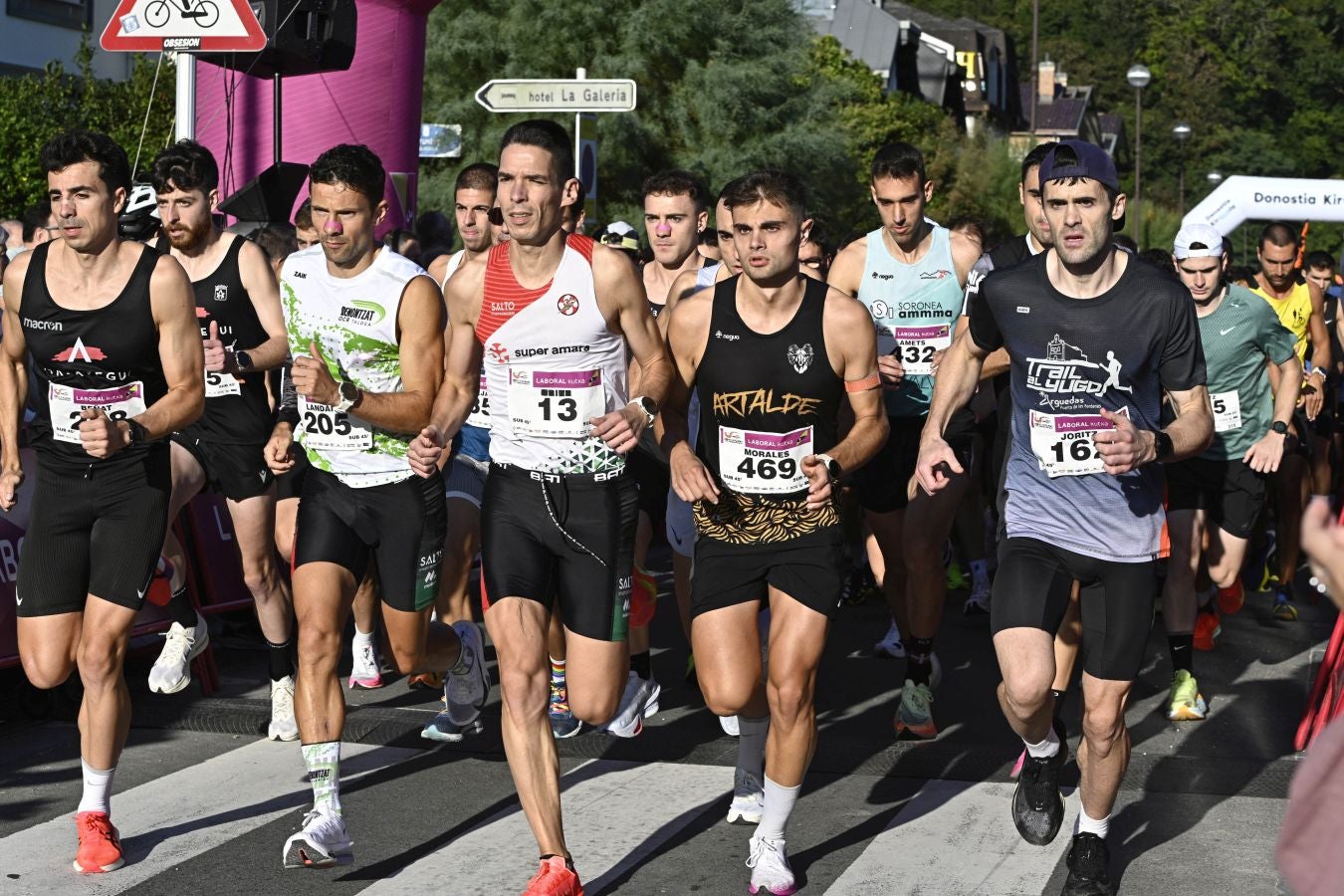 Sol y buen ambiente en el Cross 3 playas