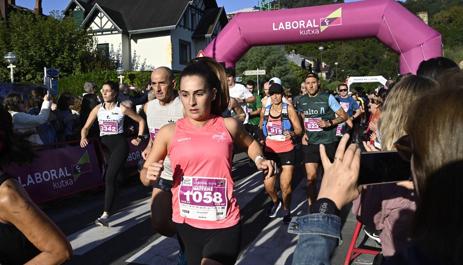 Sol y buen ambiente en el Cross 3 playas