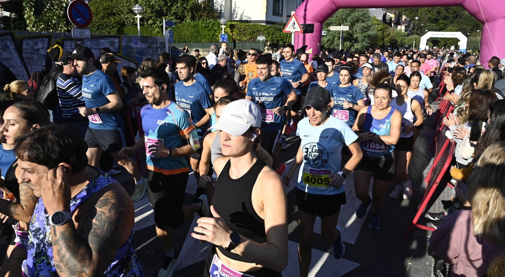 Sol y buen ambiente en el Cross 3 playas