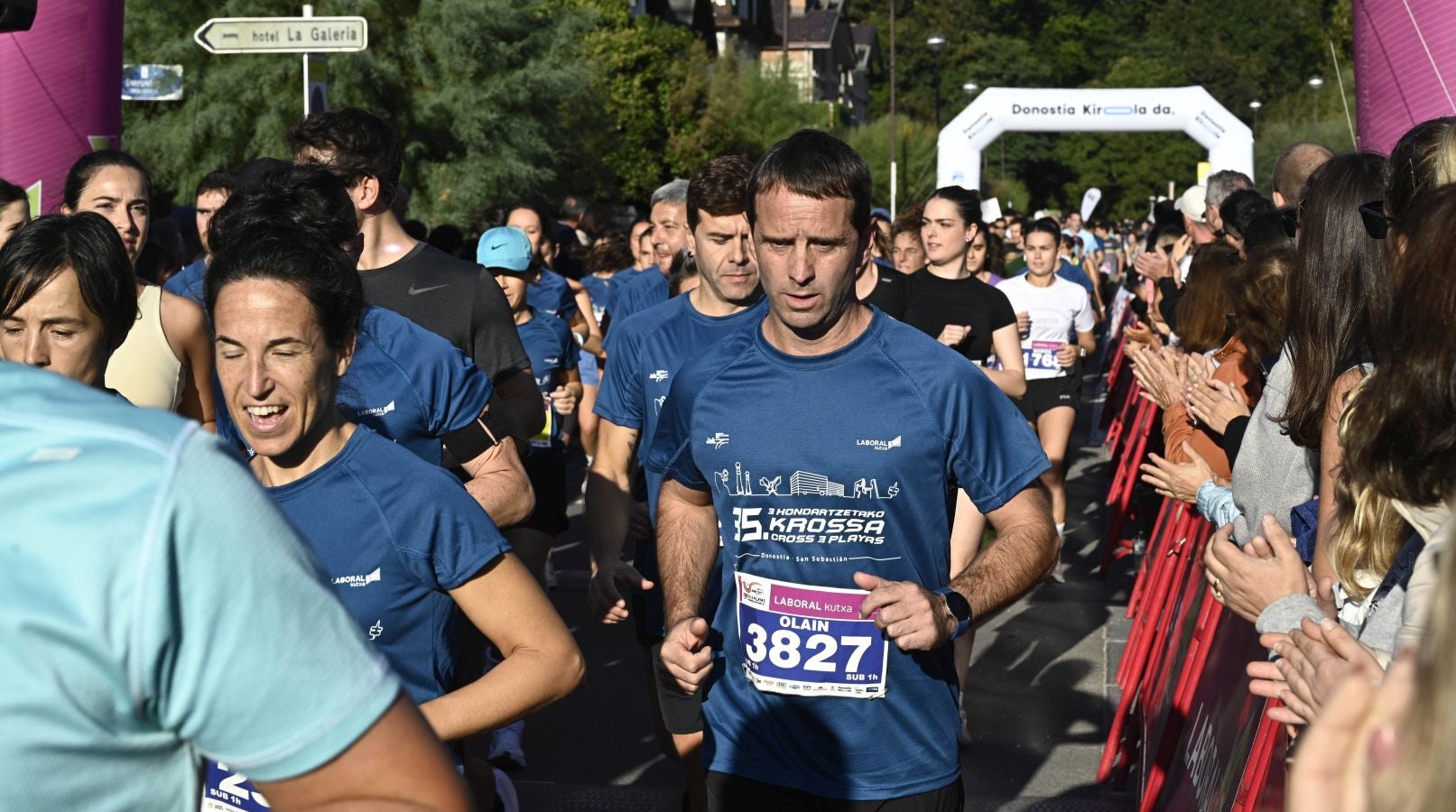 Sol y buen ambiente en el Cross 3 playas