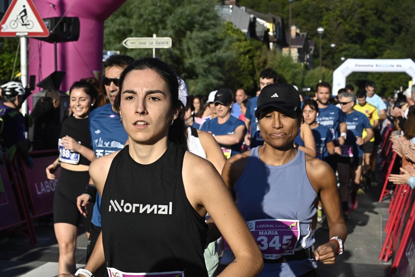 Sol y buen ambiente en el Cross 3 playas