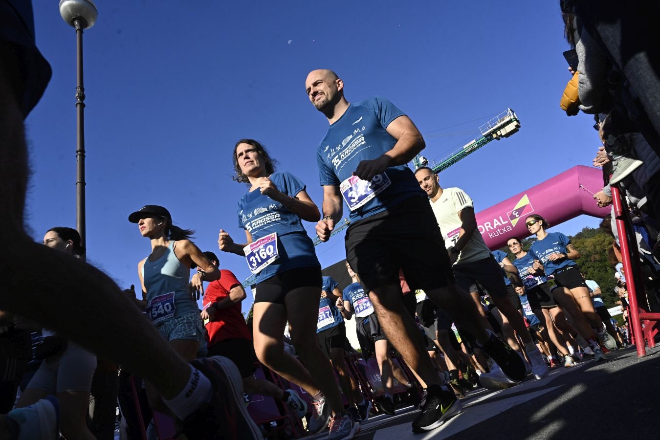 Sol y buen ambiente en el Cross 3 playas