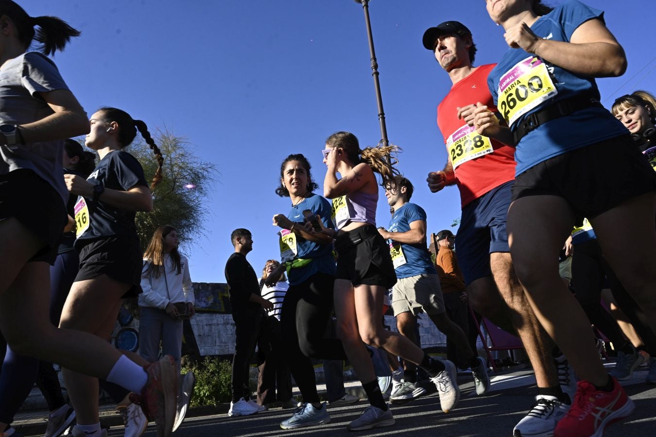 Sol y buen ambiente en el Cross 3 playas