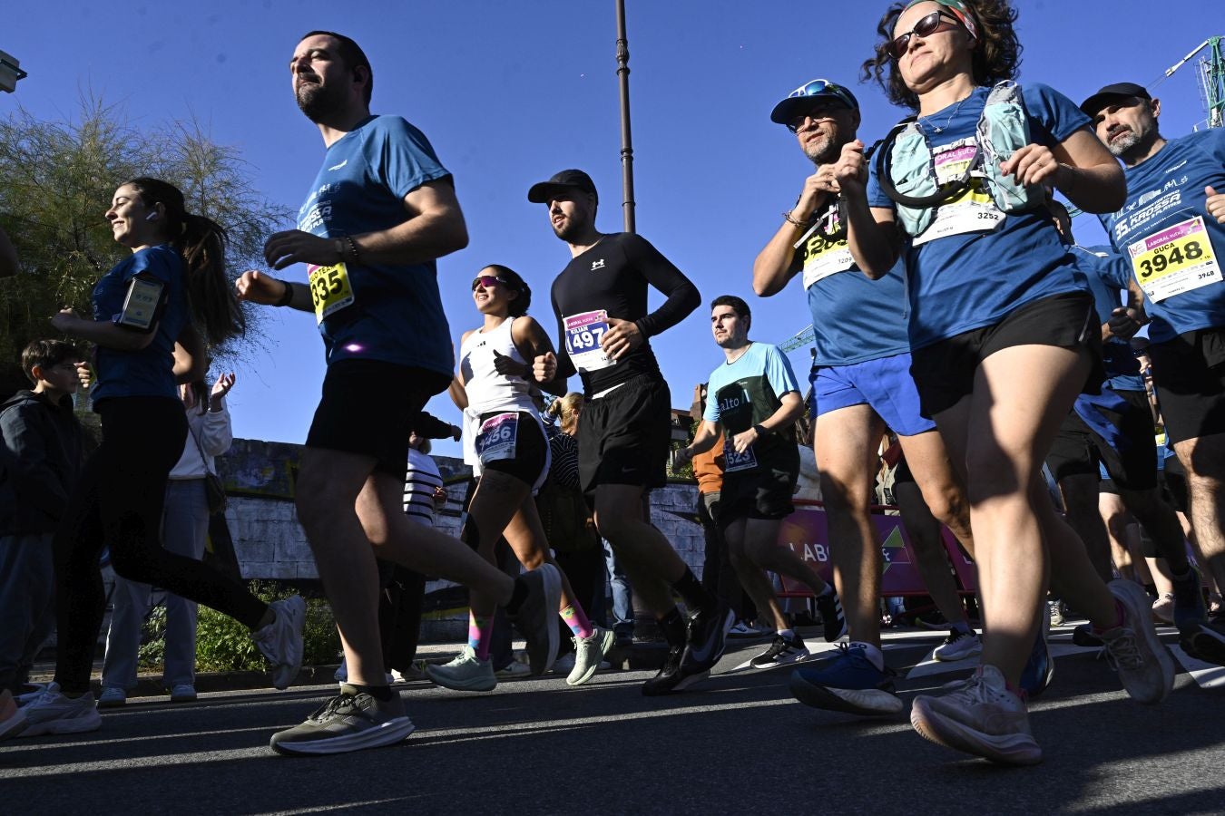 Sol y buen ambiente en el Cross 3 playas