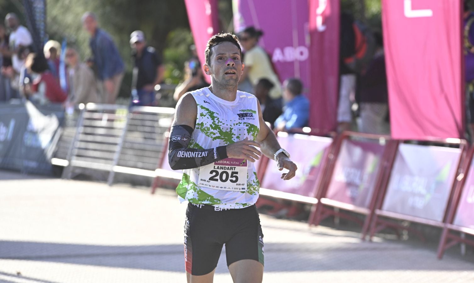 Sol y buen ambiente en el Cross 3 playas