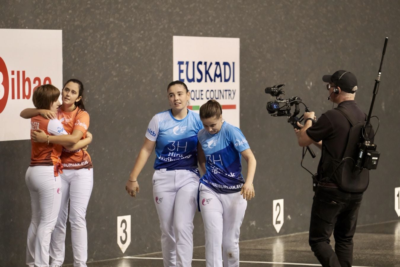 Etxegarai y Gaminde conquistan el Hiru Hiriburuak