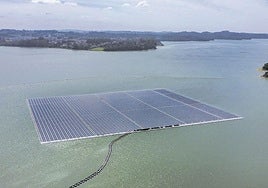 São Paulo estrenó el año pasado la mayor central solar flotante de Brasil, de la que forman parte más de 10.000 paneles.