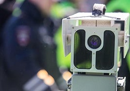 El sorpassómetro, el nuevo radar italiano que detecta por primera vez un delito que cuesta 200 euros de multa y cuatro puntos