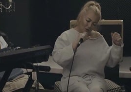 Amaia Montero interpreta la nueva canción 'Inspiración' de La Oreja de Van Gogh