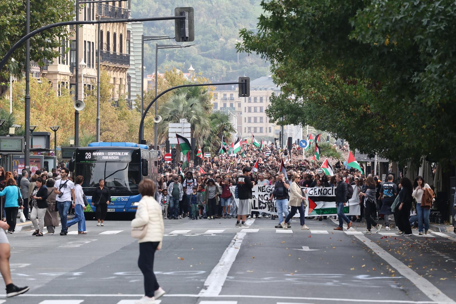 Manifestación en Donostia en apoyo a Palestina
