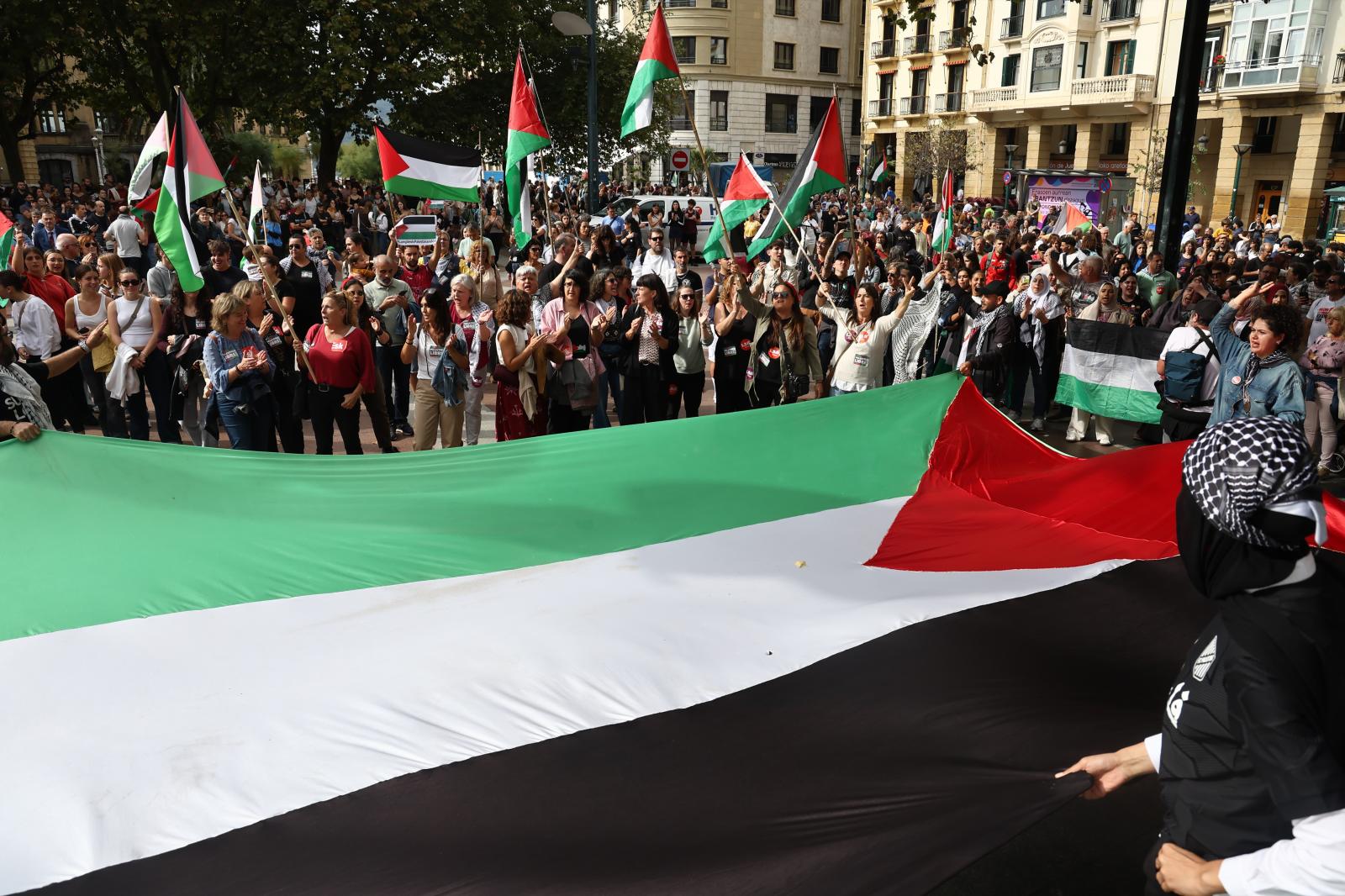 Manifestación en Donostia en apoyo a Palestina
