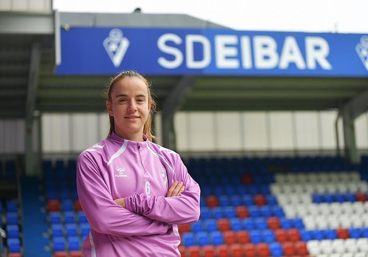 Ane Etxezarreta, en Ipurua, donde el domingo vivirá un encuentro muy especial para ella.