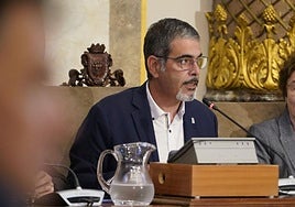 Eneko Goia, durante su intervención este jueves en el Pleno de Política General de Donostia.
