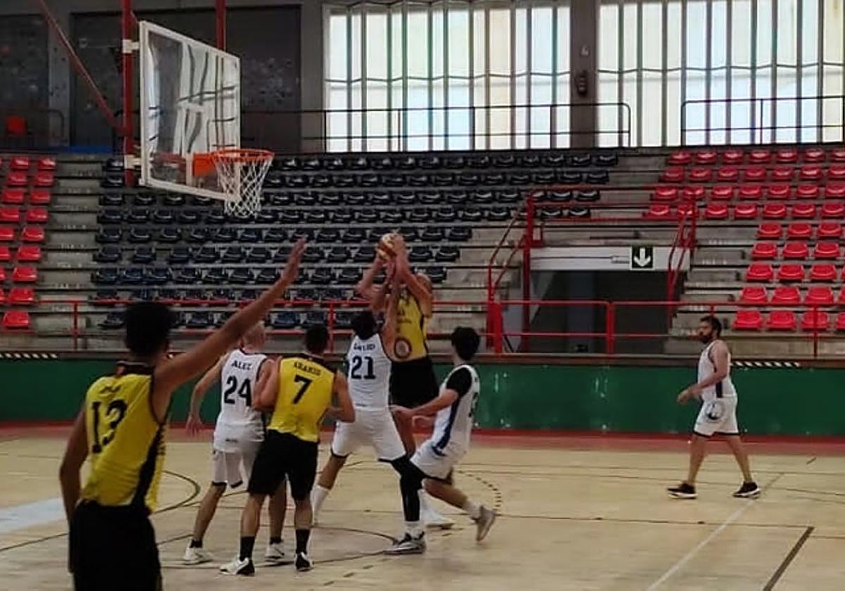 El Artesanos Juantxo recibe al Elorri-Aldapa en Ipurua.