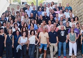 Los quintos de 1975 durante el encuentro del 20 de septiembre en el que celebraron sus 50 años.