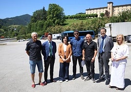 Visita del consejero Alberto Martínez al solar donde se construirá el futuro equipamiento sanitario público.