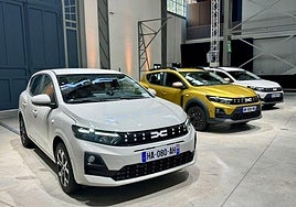 El Sandero, Sandero Stepway y Jogger al fondo, con sus recientes modificaciones incorporadas.