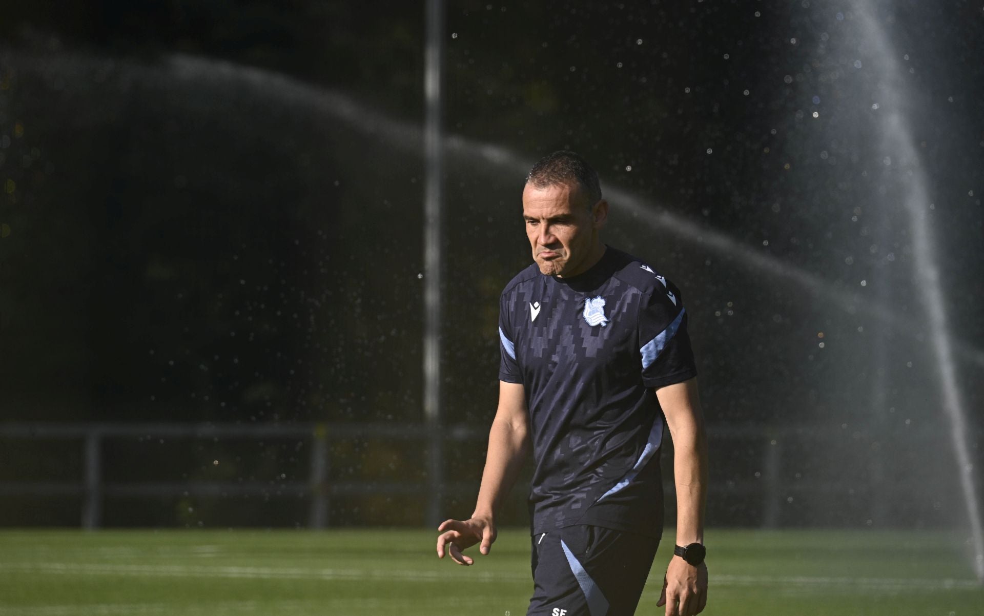 Reagrupamiento a dos días de otra final