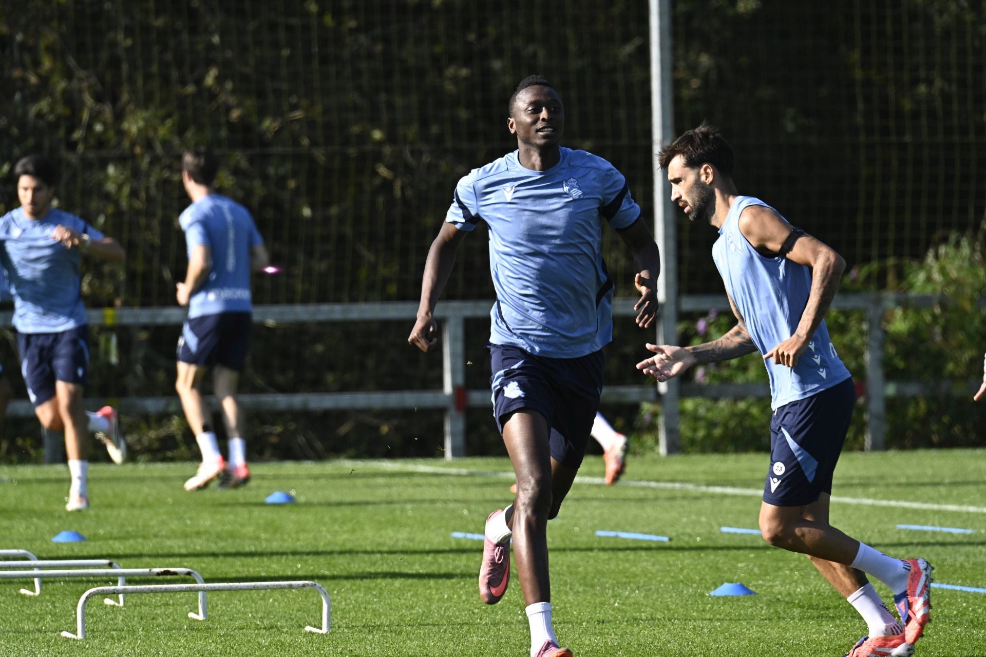 Reagrupamiento a dos días de otra final