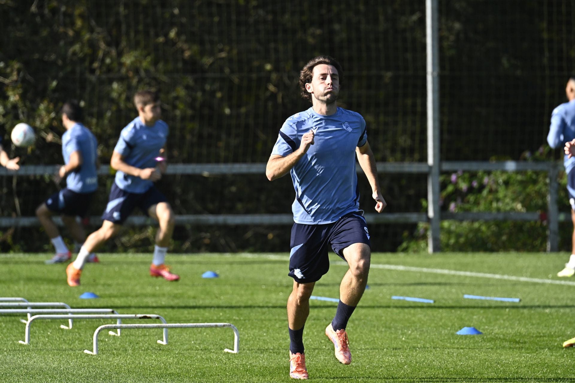 Reagrupamiento a dos días de otra final