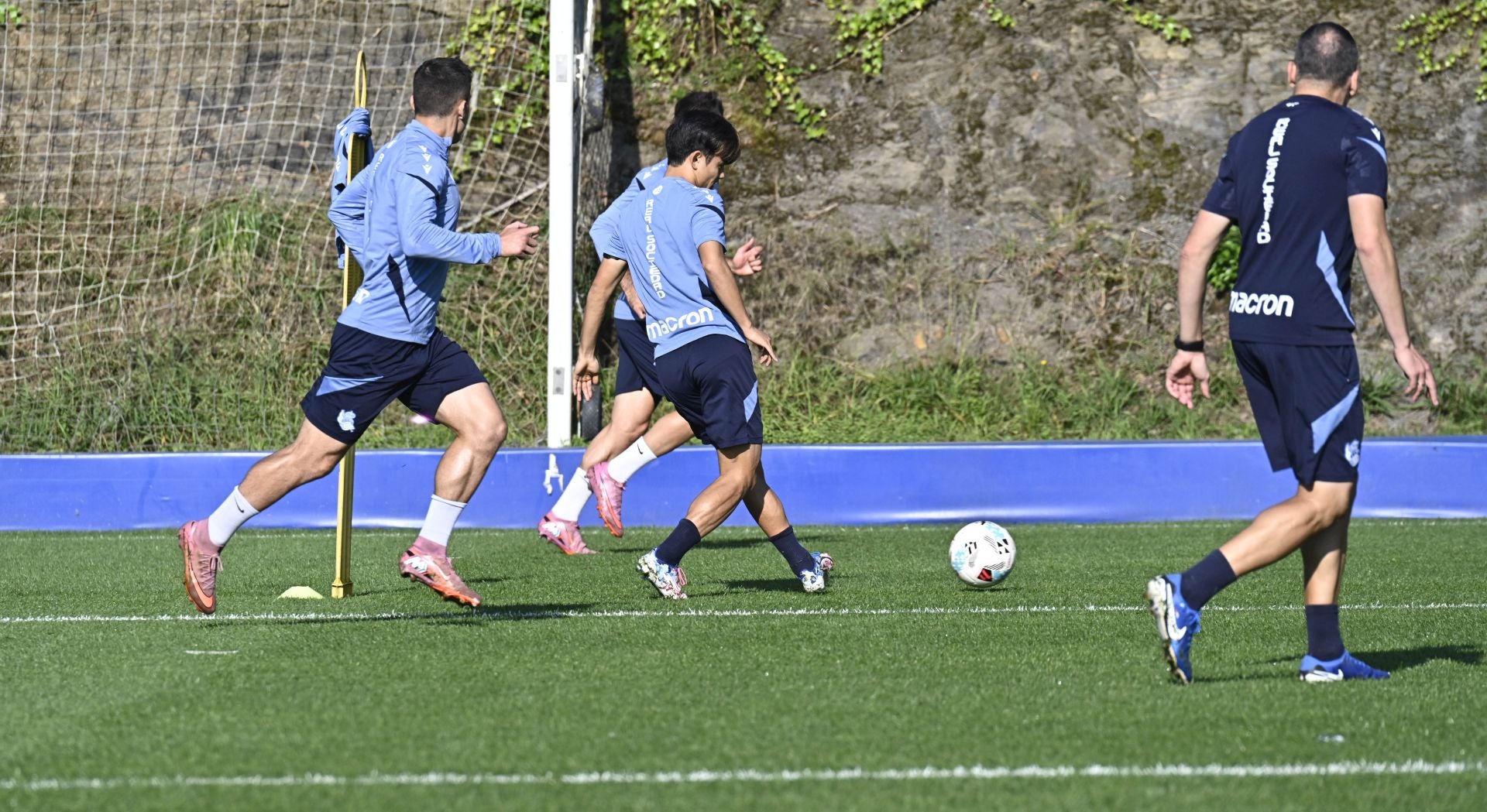 Reagrupamiento a dos días de otra final