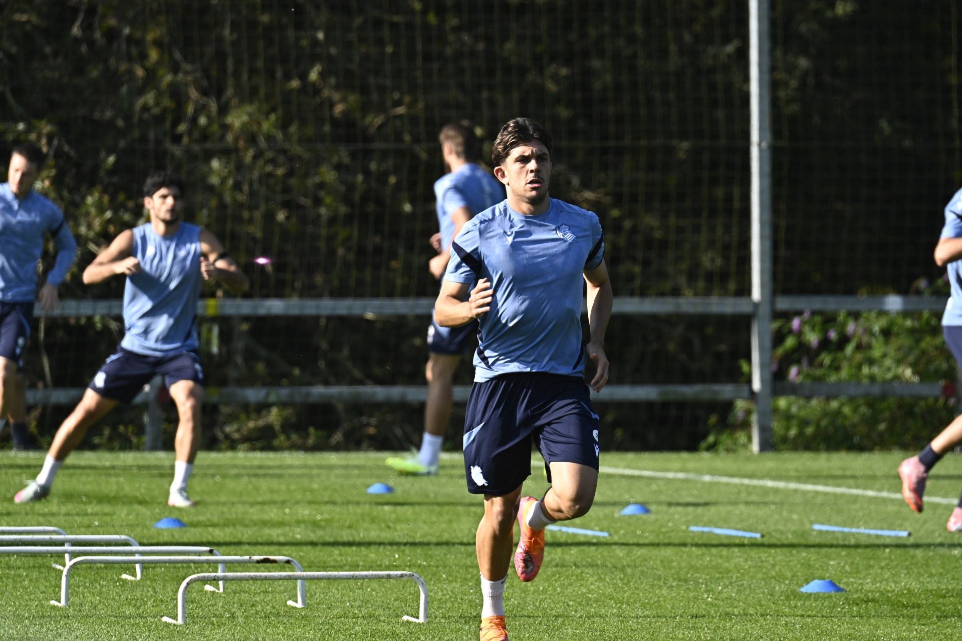 Reagrupamiento a dos días de otra final