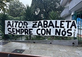 La afición del Celta honra la memoria de Aitor Zabaleta