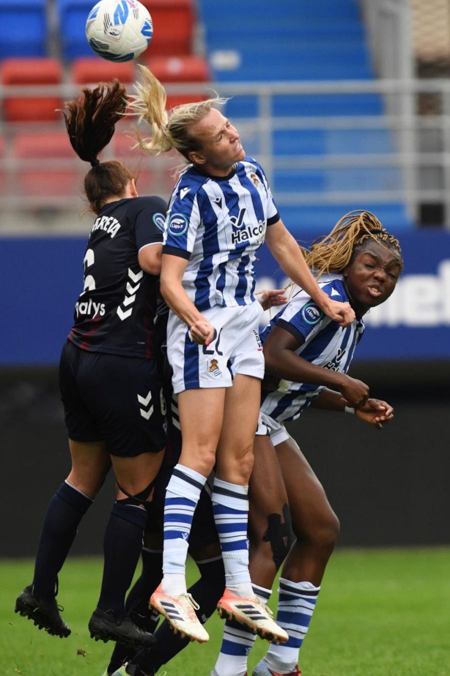 Exhibición de la Real en el derbi
