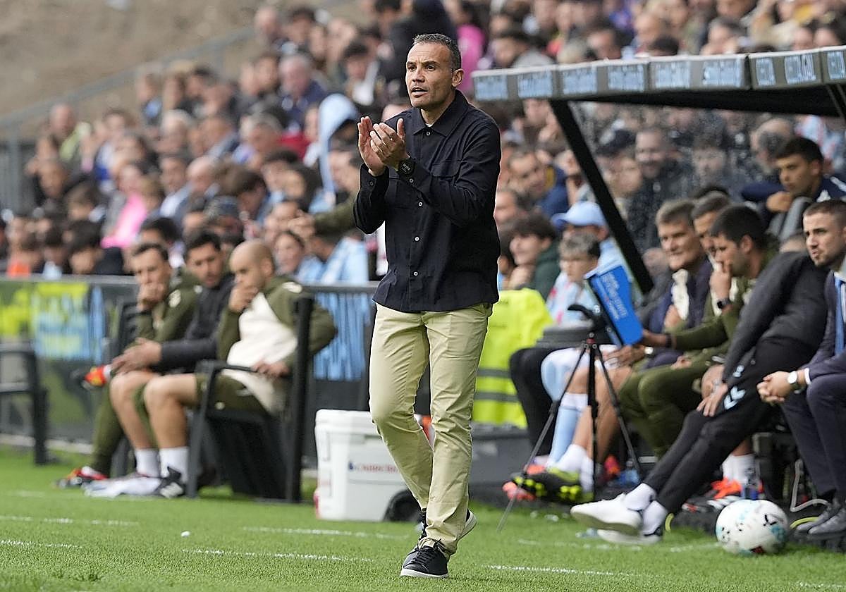 Sergio Francisco durante el partido en Balaídos.