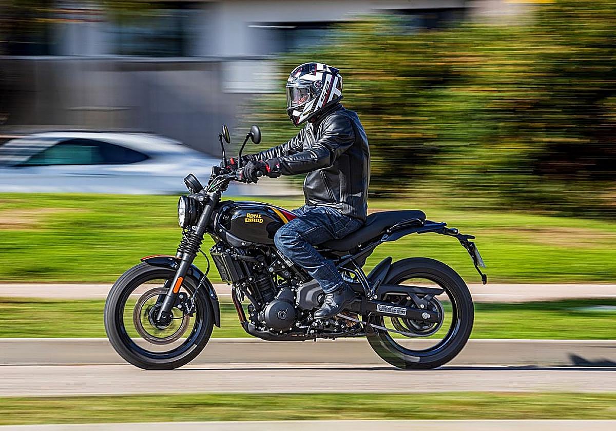 Siempre bien equipado.Aunque se realice un trayectocorto, es más seguro utilizar ropa adecuada por si hayuna caída.