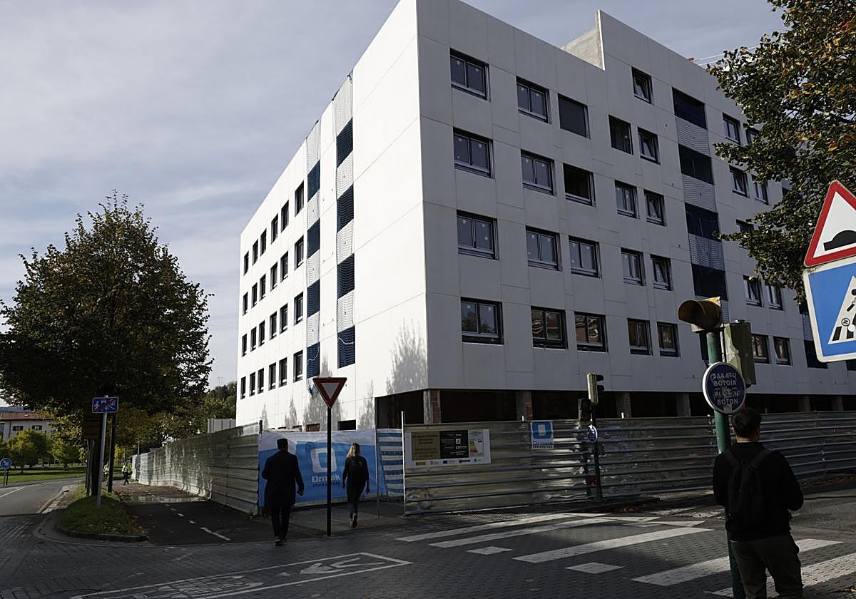 Fachada de una VPO en Hondarribia.