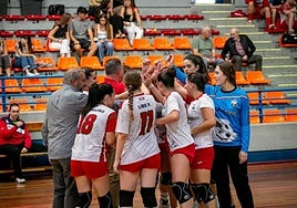 Jugadoras hernaniarras en el partido jugada el fin de semana.