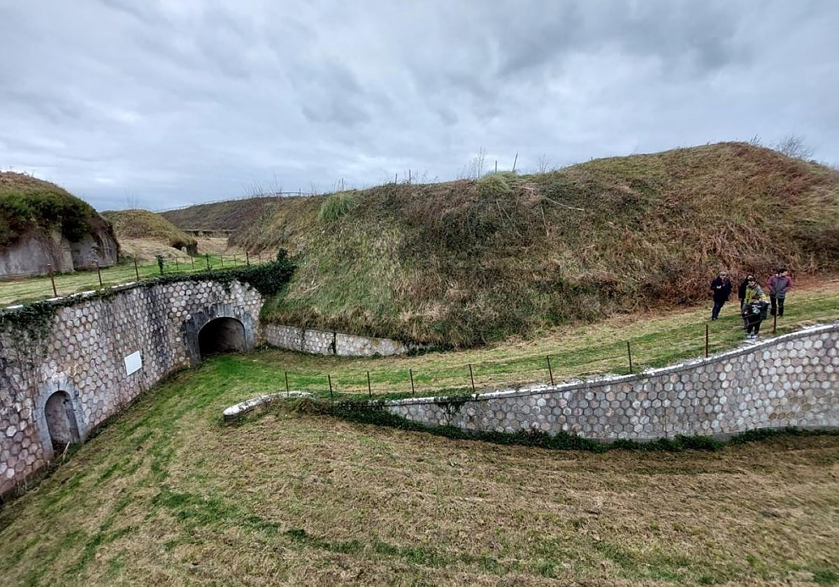 Uno de los patios del fuerte de Guadalupe, donde se están realizando trabajos de adecuación.