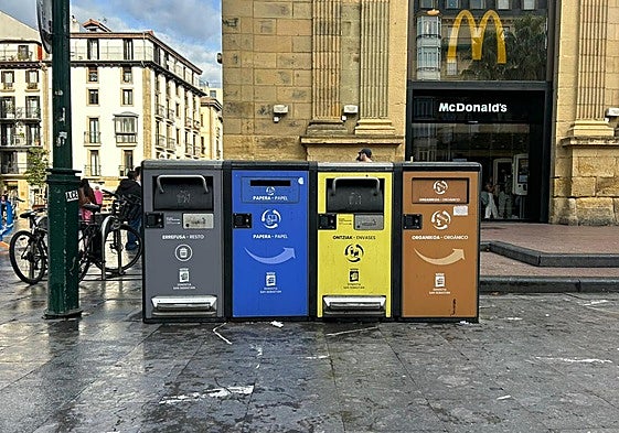 Papeleras solares inteligentes del Boulevard.