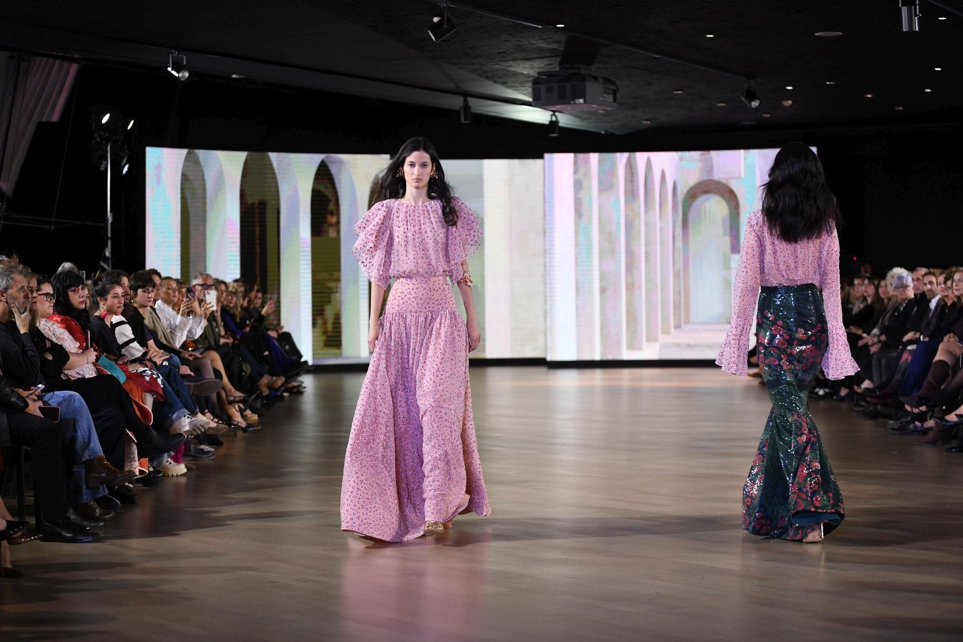 Desfile de Ailanto y CLARO Couture en el Museo Balenciaga