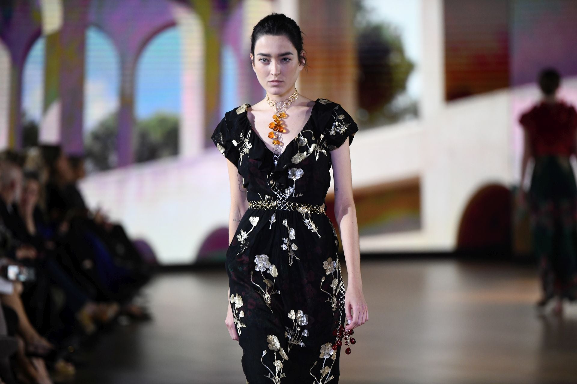 Desfile de Ailanto y CLARO Couture en el Museo Balenciaga