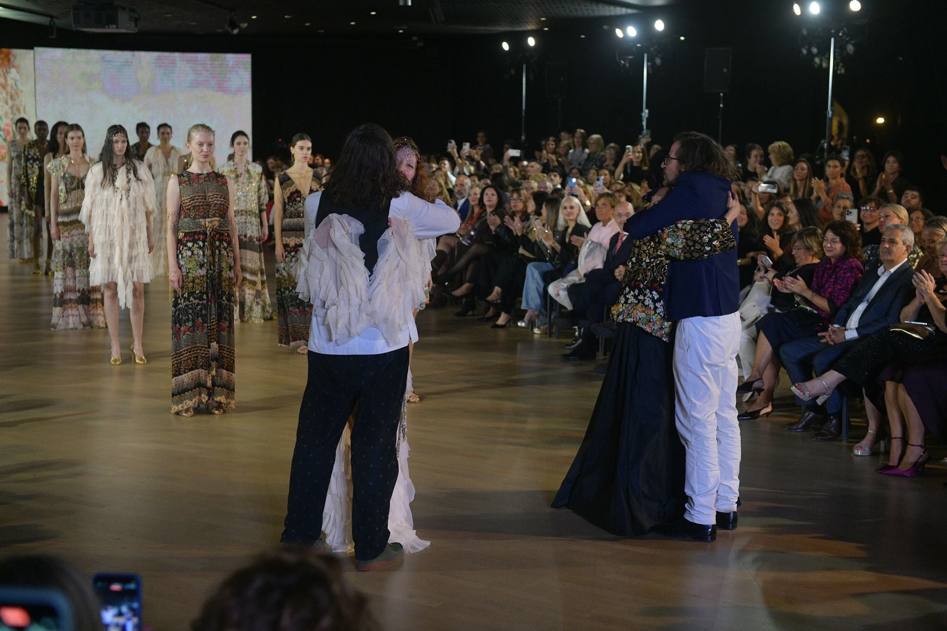 Desfile de Ailanto y CLARO Couture en el Museo Balenciaga