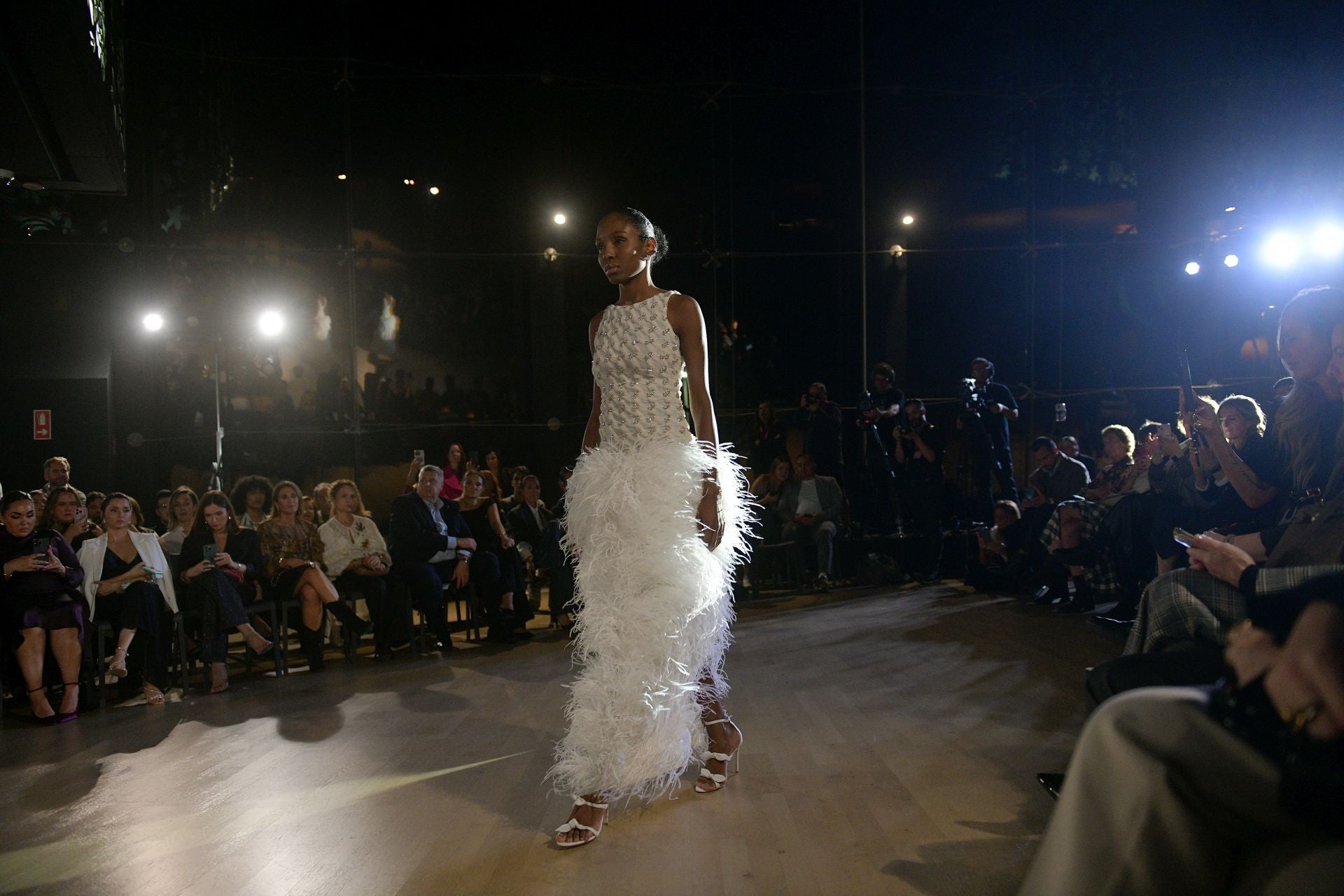 Desfile de Ailanto y CLARO Couture en el Museo Balenciaga