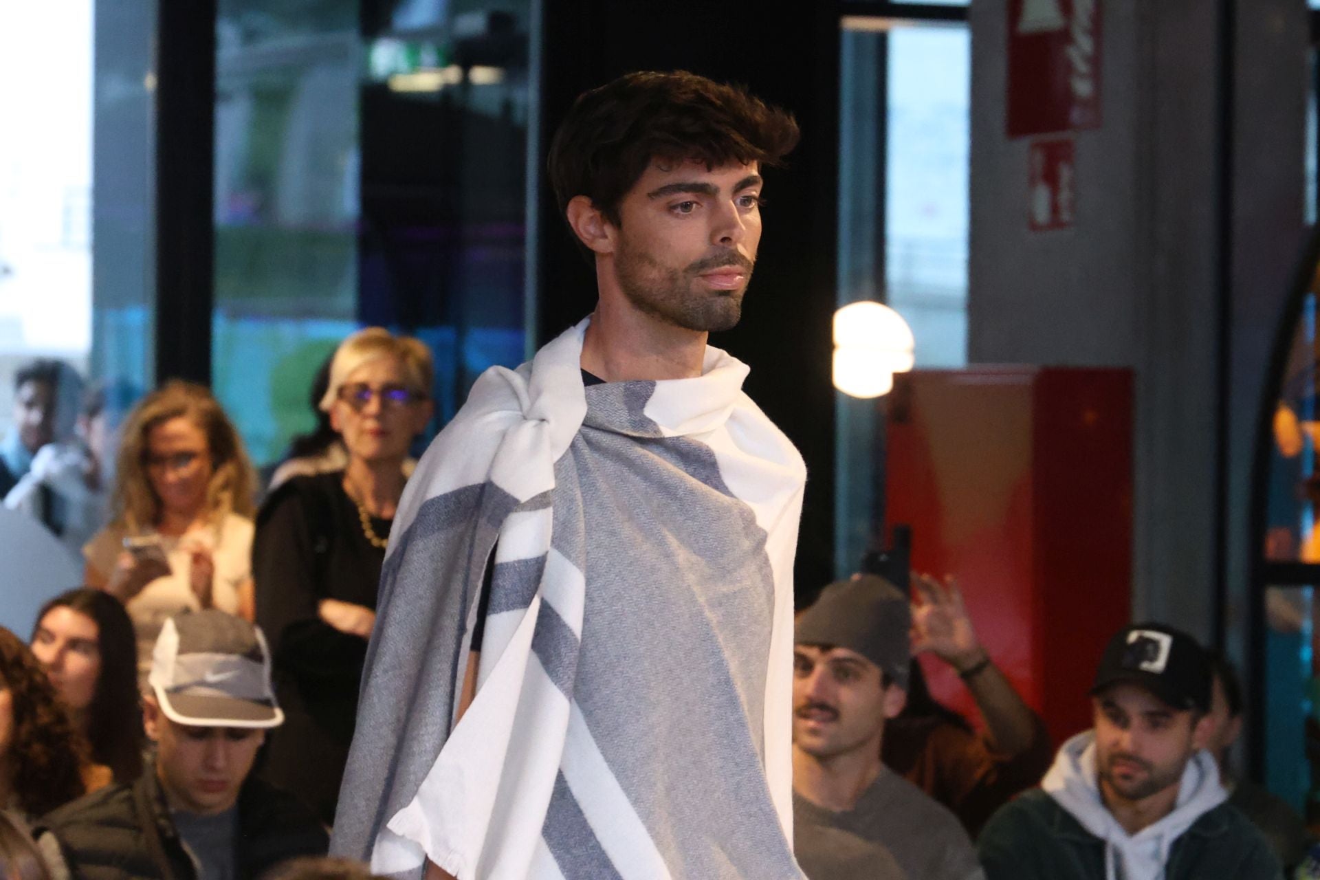 Una veintena de comercios y marcas donostiarras presenta sus propuestas en The Social Hub