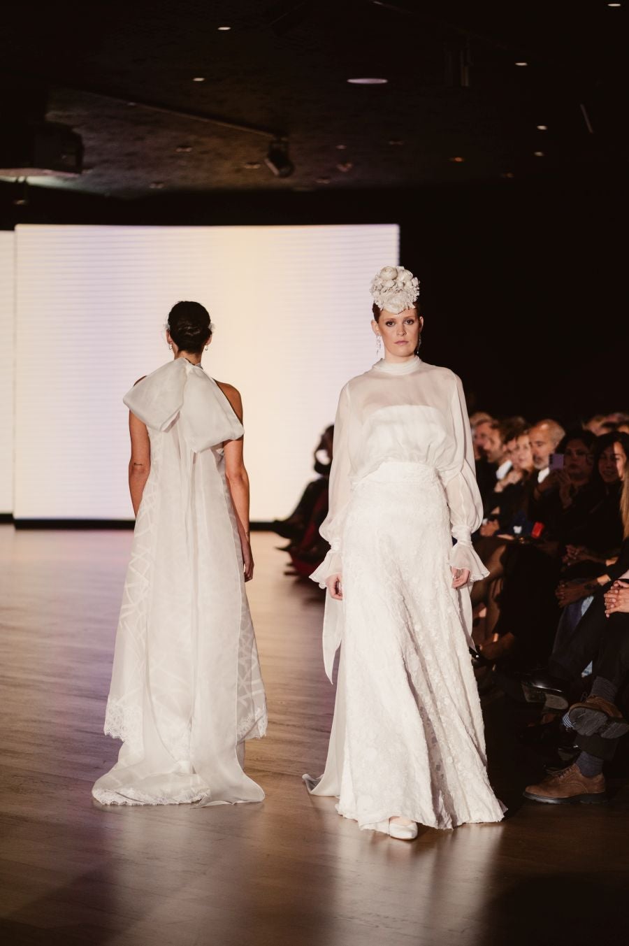 Arquitectura y poesía en el desfile de CLARO Couture