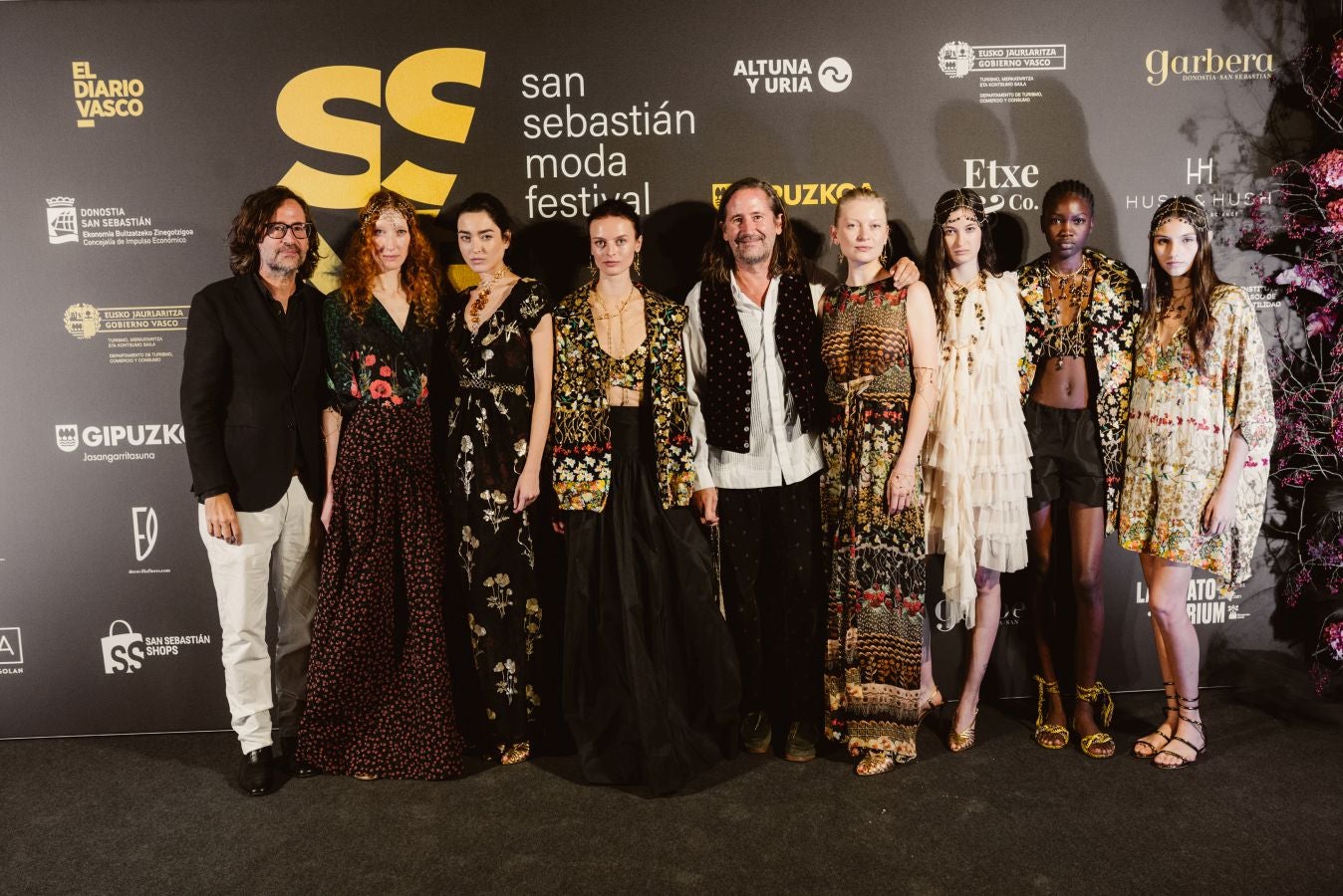 Photocall del desfile de Ailanto