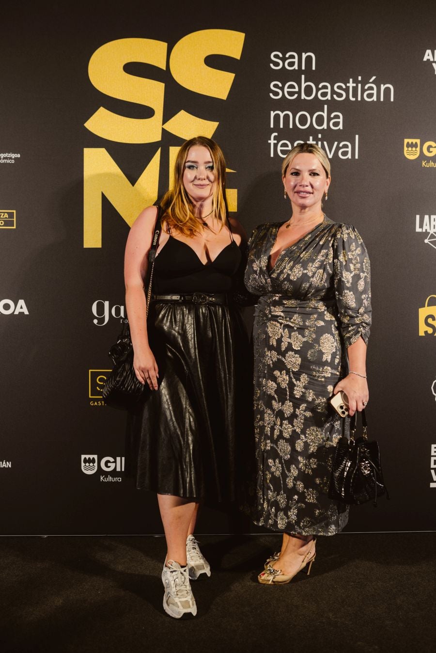 Photocall del desfile de Ailanto