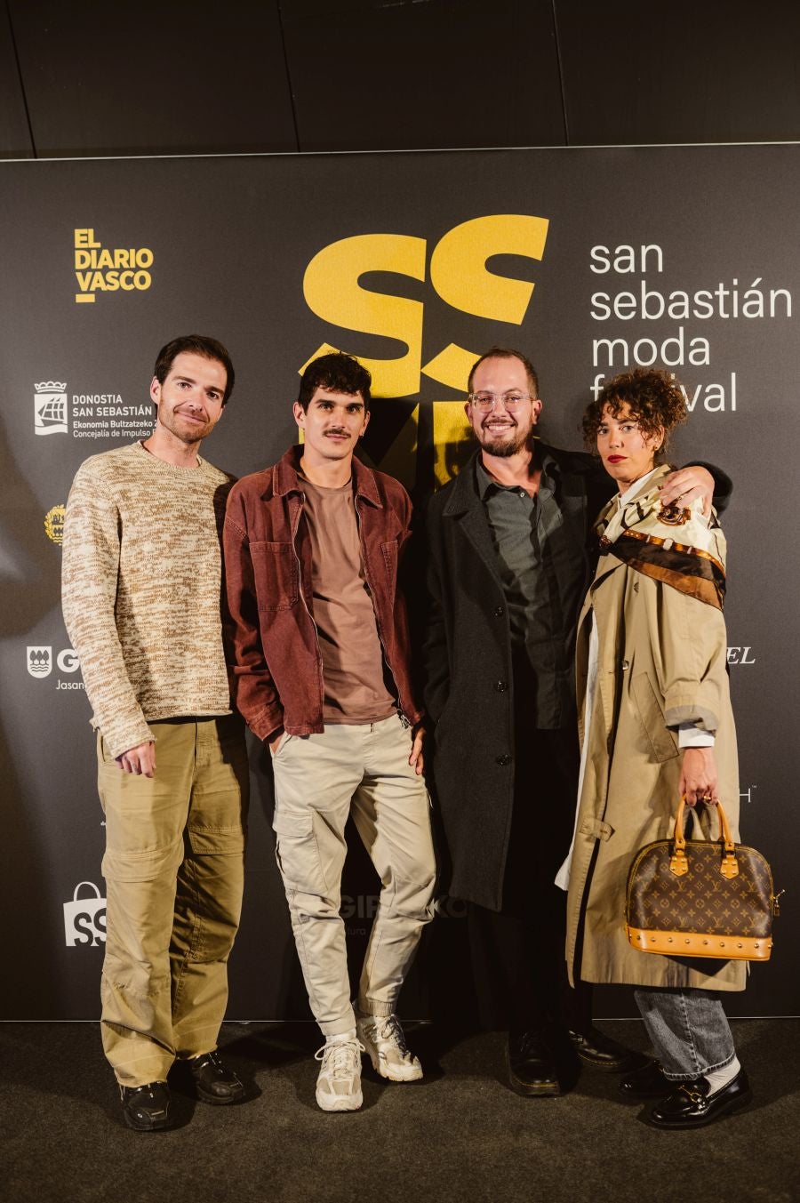 Photocall del desfile de Ailanto