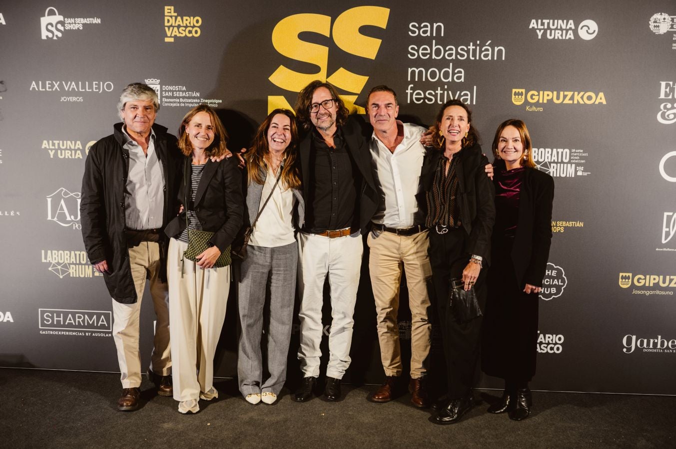 Photocall del desfile de Ailanto