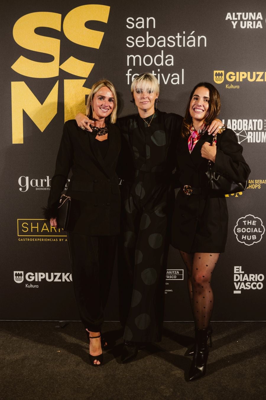 Photocall del desfile de Ailanto