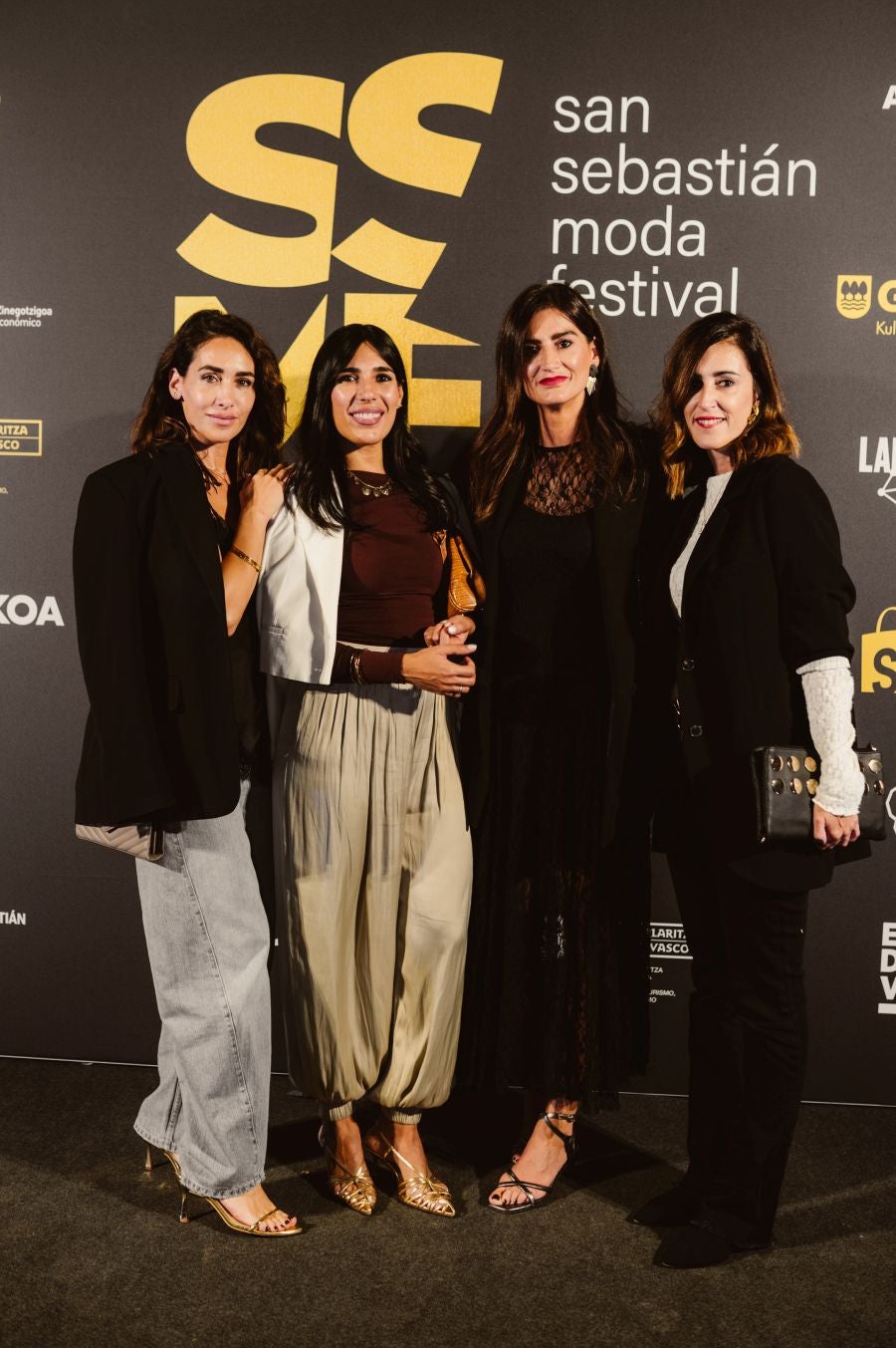 Photocall del desfile de Ailanto