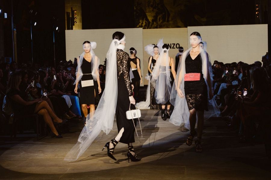 Martha Prada presenta su firma de bolsos Parenzo