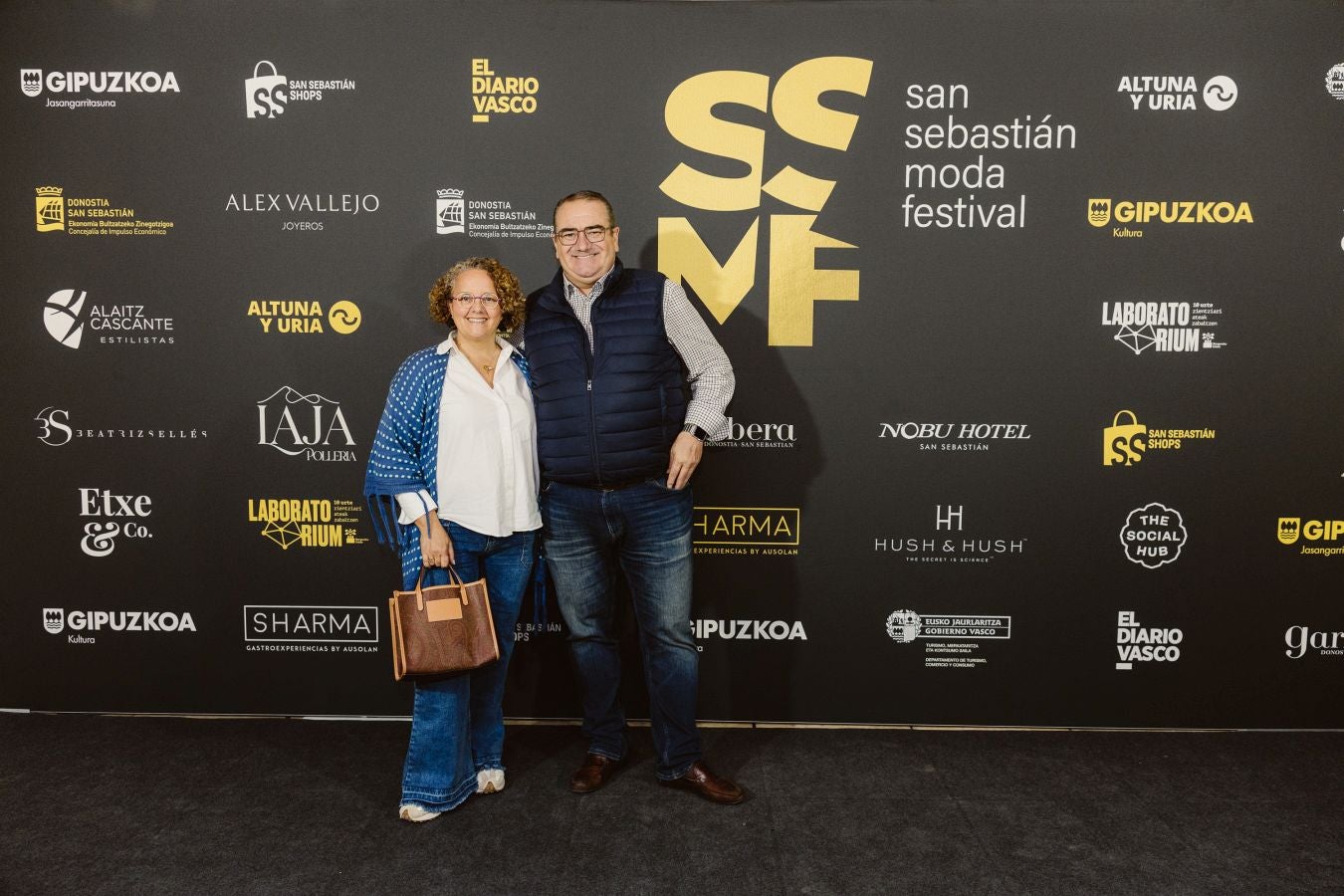 Desfile de Noventa Grados en SSMF