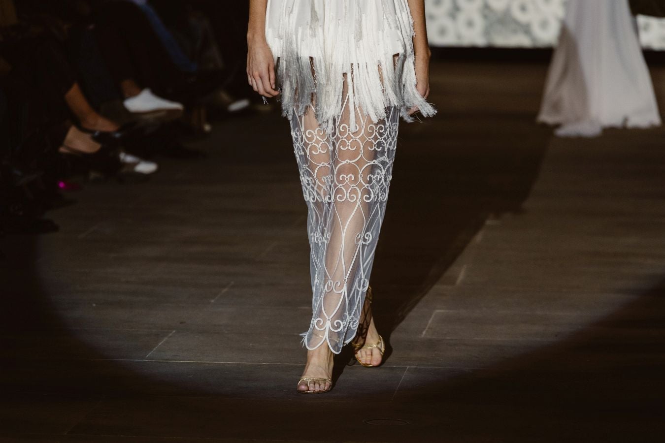 Alicia Rueda luce sus vestidos en San Telmo